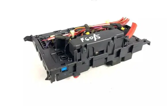 Mini Cooper Countryman F60 Fuse module 9360501