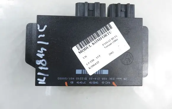 Volkswagen PASSAT B5.5 Central body control module 1C0959799B