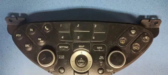 Nissan Primera Climate control unit 28395AV611