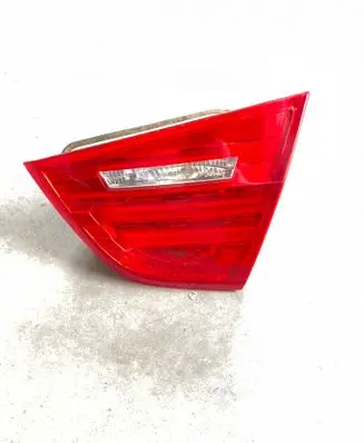 BMW 3 E90 E91 Tailgate rear/tail lights 4871734