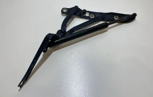 BMW 5 E39 Tailgate/trunk/boot hinge 8159397