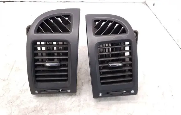 KIA Carnival Dash center air vent grill 4D9746000 4D97450000