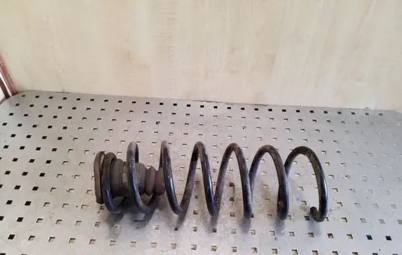 Peugeot 5008 Rear coil spring