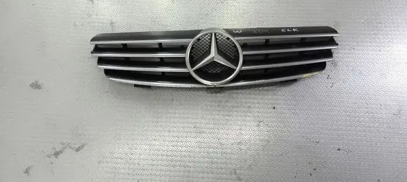 Mercedes-Benz CLK A209 C209 Front bumper upper radiator grill A2098800183