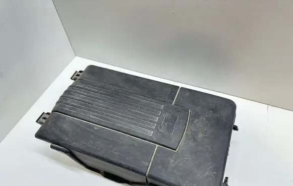 Volkswagen Golf Plus Battery box tray cover/lid 1K0910443A