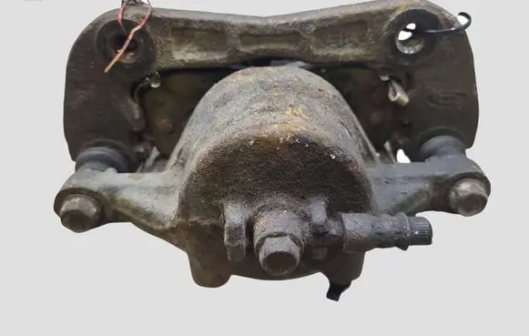 KIA Carens II Front brake caliper