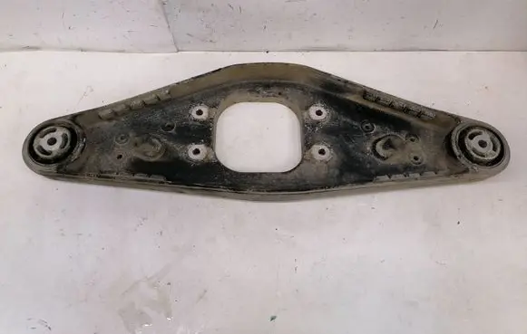 Mercedes-Benz E W211 Rear differential/diff mount bracket A2303521802