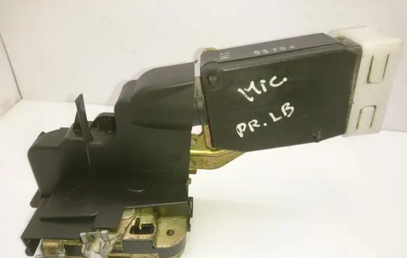 Mitsubishi Space Star Front door lock MR912016