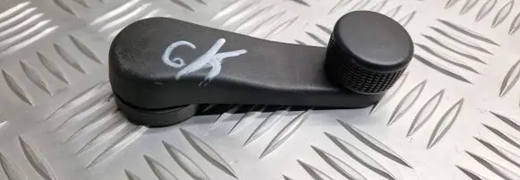 Volkswagen Golf IV Rear door window winding handle 1H0837581D