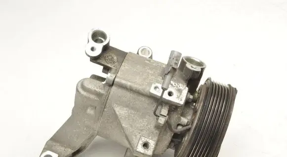 Subaru Levorg Air conditioning (A/C) compressor (pump) 73111VA020