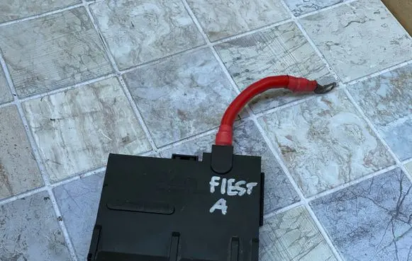 Ford Fiesta Fuse box set 2S6T14A073BA