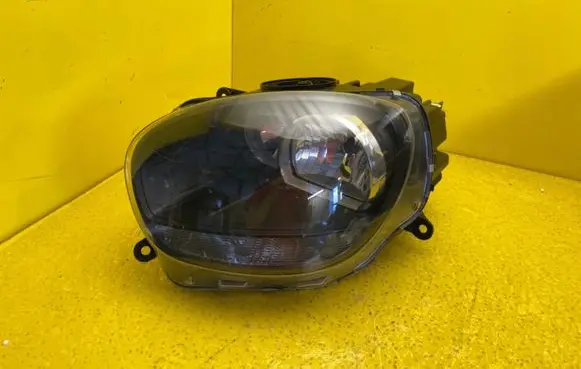 Mini Cooper Countryman F60 Headlight/headlamp brak