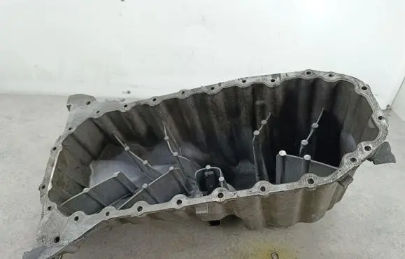 Volkswagen Crafter Oil sump 076103603