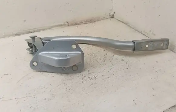Peugeot 508 Tailgate/trunk/boot hinge 9686632080 ES92