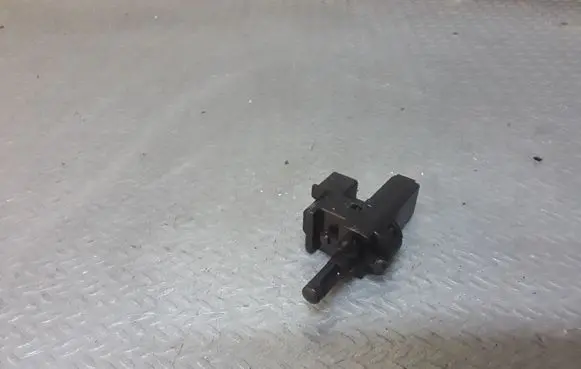 Ford Mondeo MK IV Clutch pedal sensor 4M6T7C534AA