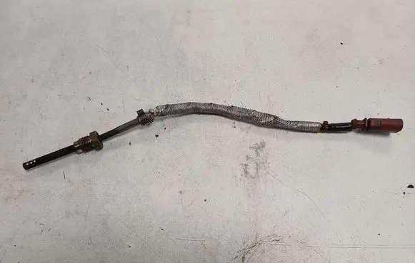 Audi A4 S4 B8 8K Exhaust gas temperature sensor 059906088M