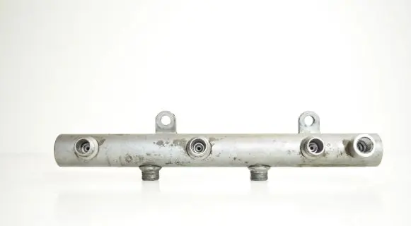 Audi Q7 4L Fuel main line pipe 059130090AG