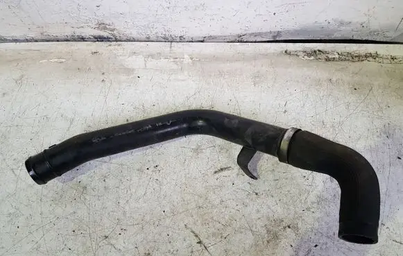 Subaru Outback Engine coolant pipe/hose