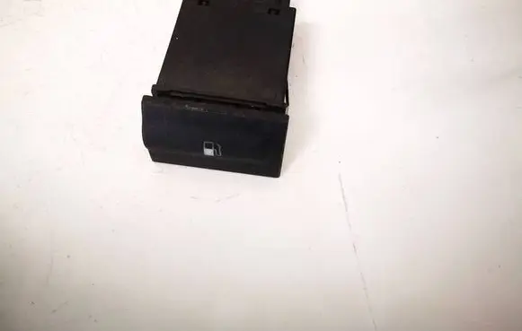 Skoda Octavia Mk1 (1U) Fuel tank opening switch 1U0959833C