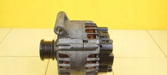 Citroen C3 Picasso Generator/alternator V757651380 8FS 28SP17