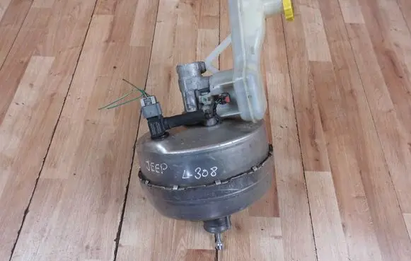 Chrysler Pacifica Brake booster P04581680A E04581680AE