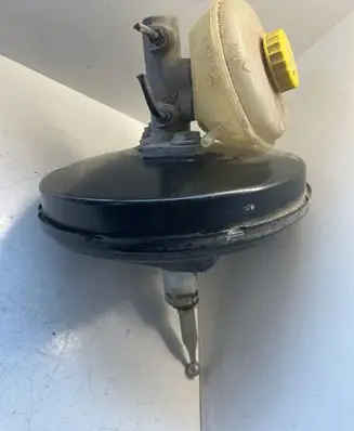 Audi A4 S4 B5 8D Brake booster 8D0612105F