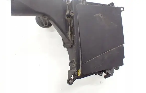 Mercedes-Benz CL C216 Air filter box A2750940104