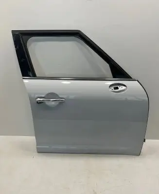 Mini Cooper Countryman F60 Front door
