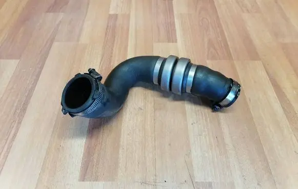 Audi A4 S4 B7 8E 8H Intercooler hose/pipe 8E0145790N 8E0129953B