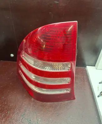 Mercedes-Benz C W203 Rear/tail lights 