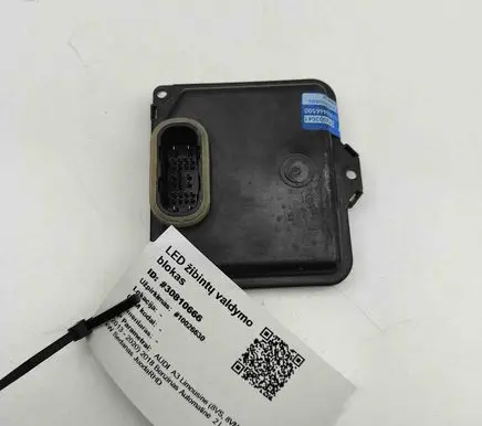 Audi A3 S3 8V LED ballast control module 8S0907397D