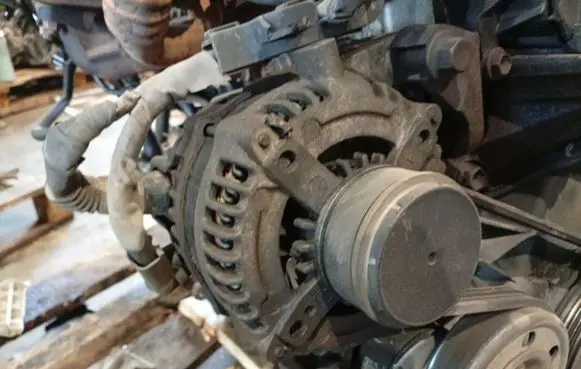 Toyota Corolla Verso AR10 Generator/alternator
