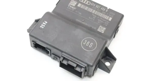 Audi Q7 4L Gateway control module 4F0907468R