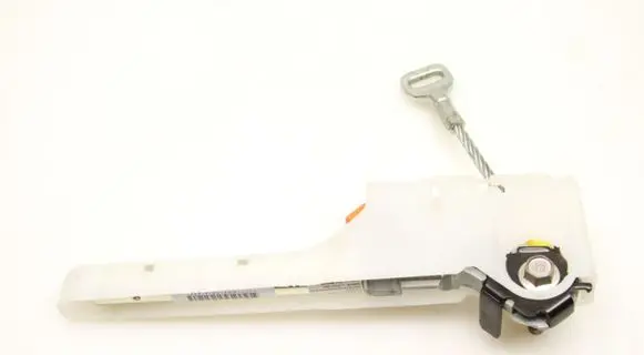 Nissan Juke I F15 Front seatbelt buckle 6178405A