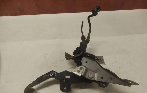 Clutch pedal