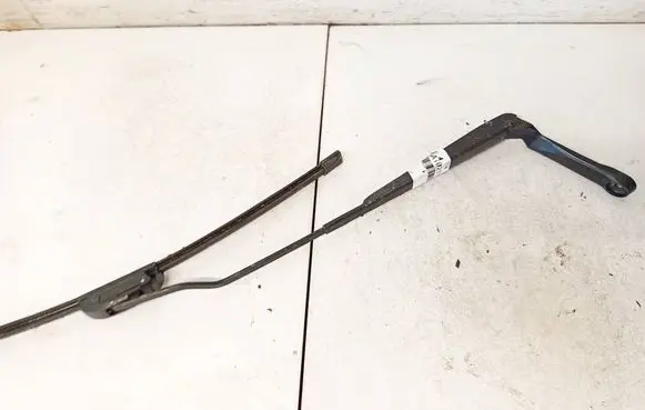 Skoda Octavia Mk1 (1U) Front wiper blade arm 1u1955409