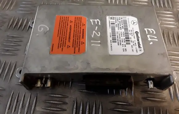 Mercedes-Benz E W211 Voice control module A2048202085 A2044460159 LC82DC0506