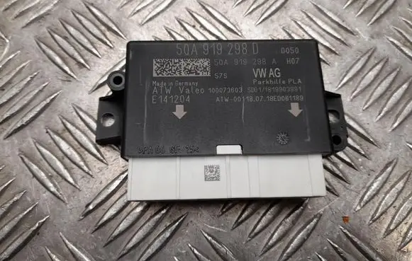 Skoda Superb B8 (3V) Parking PDC control unit/module 5Q0919298D