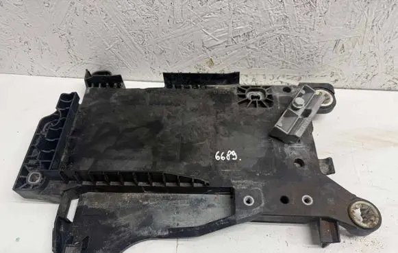 BMW X1 F48 F49 Battery tray 7641797 9312294