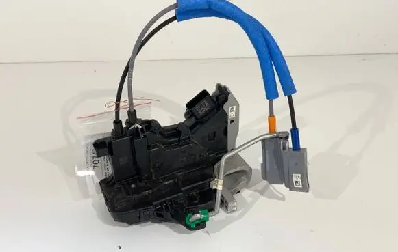 Hyundai Kona I Front door lock 81310-J9000