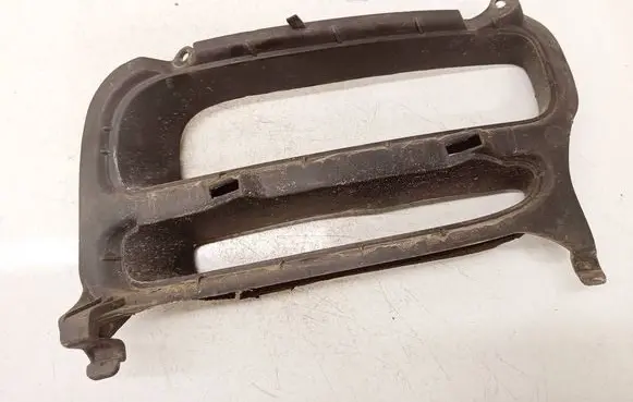 Toyota Avensis T250 Front bumper lower grill 5212805030