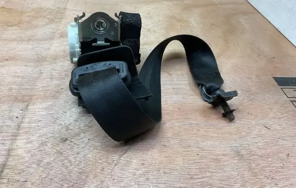 Ford S-MAX Rear seatbelt 9613B86A