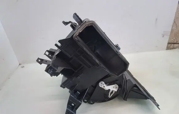 Toyota Avensis T250 Interior heater climate box assembly housing 