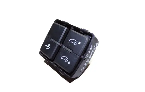 Volkswagen Touareg II Switch for retractable tow bar 7P6959511F