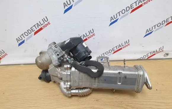 BMW 3 F30 F35 F31 EGR valve cooler 7822350 11717822350 7810871
