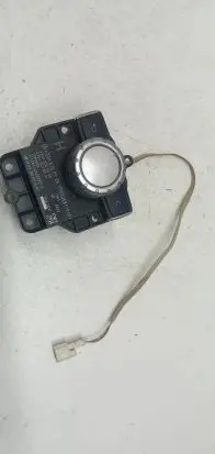 Multifunctional control switch/knob