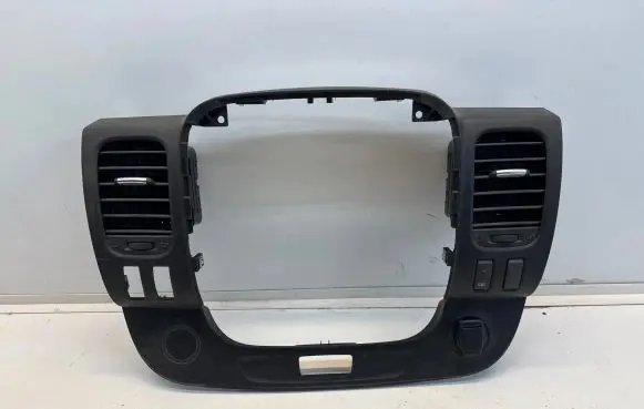 Renault Trafic III (X82) Radio/GPS head unit trim 682607479R 93452450