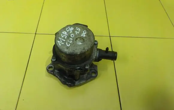 Renault Clio IV Vacuum pump 46505272R 11SP56