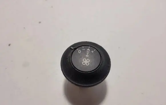 Peugeot 807 Interior fan control switch 1488941077 0400440161