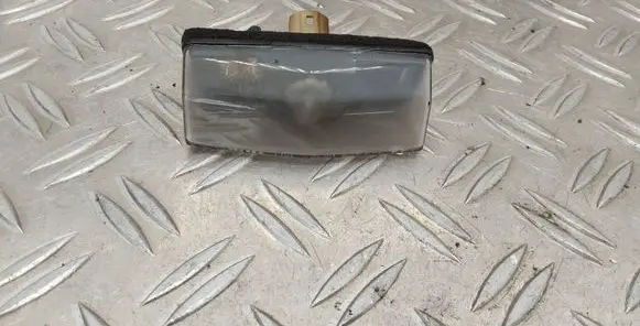 Toyota RAV 4 (XA40) Number plate light